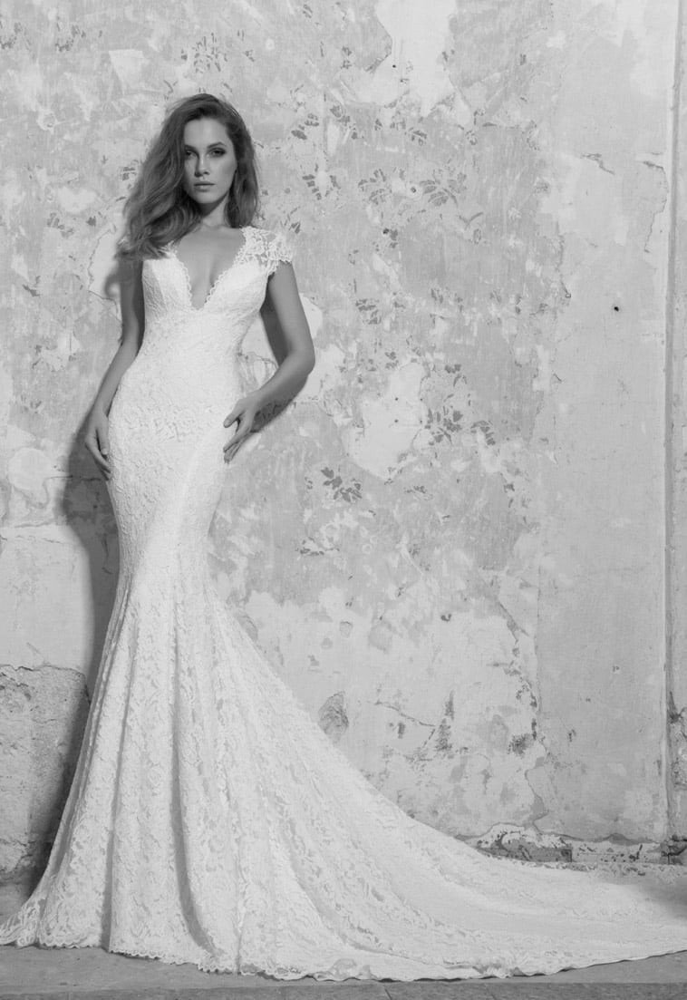 blonde brudekjole med små ærmer