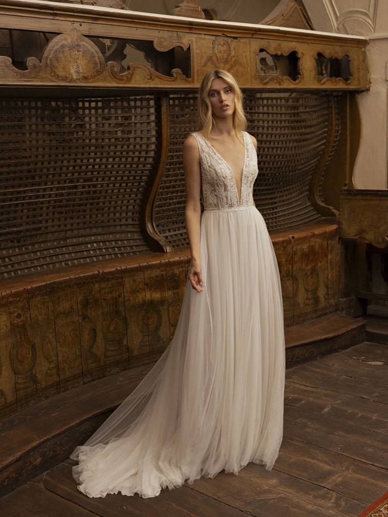 modeca 2024 brudekjoler