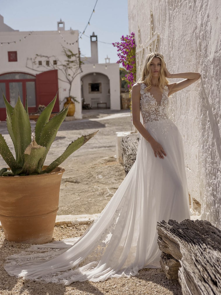 modeca 2024 brudekjoler