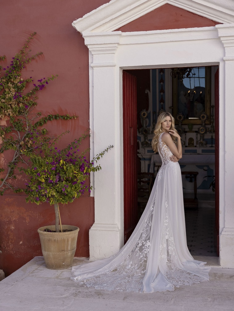 modeca 2024 brudekjoler