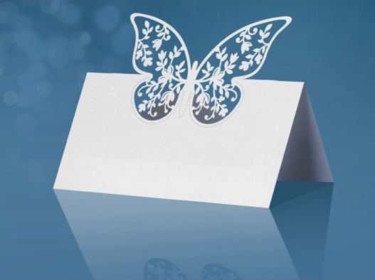 bordkort med sommerfugl