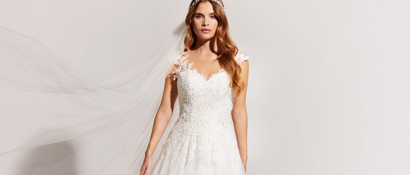 Se brudekjolerne fra LILLY 2024 kollektionen