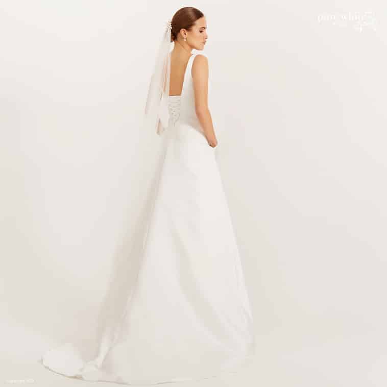 lilly brudekjoler 2024