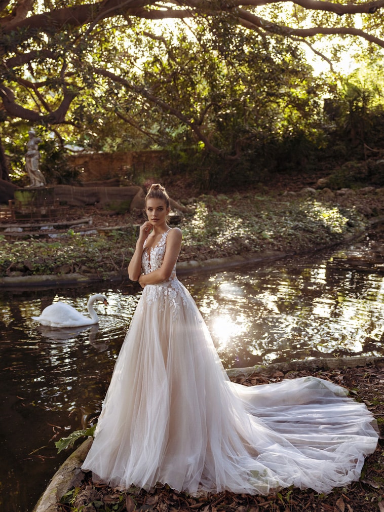 modeca papillon 2023 brudekjoler