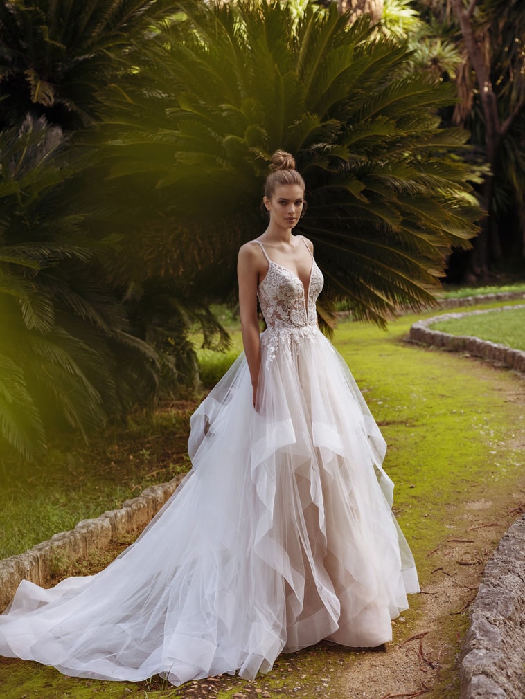 modeca papillon 2023 brudekjoler