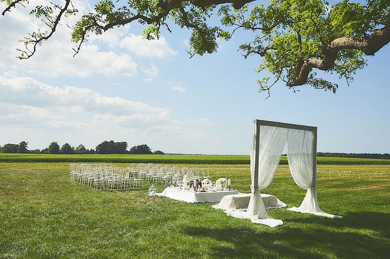 opstilling-til-udendørs-vielse